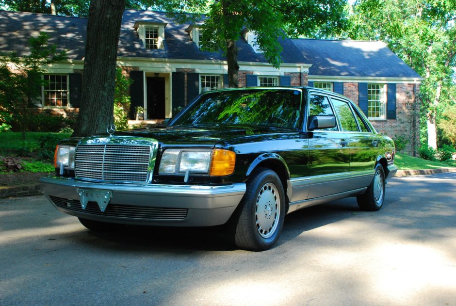 No Reserve: 1988 Mercedes-Benz 560SEL