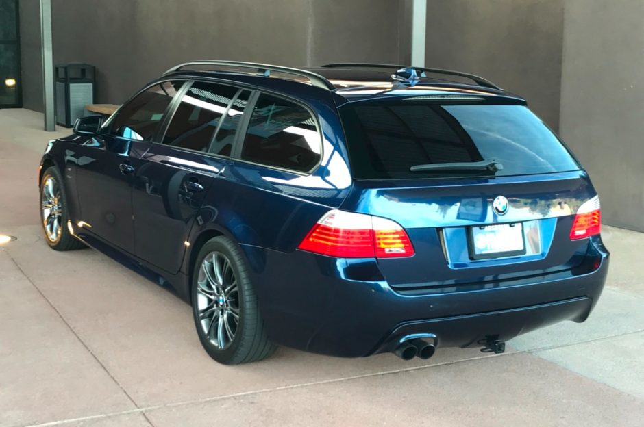 2010 BMW 535xi M Sport Touring 6-Speed