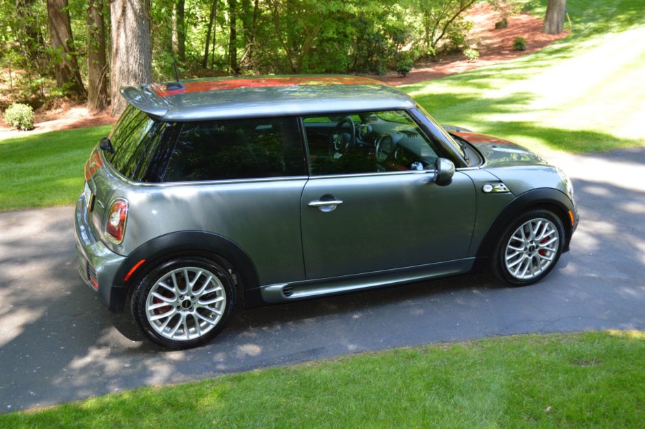 No Reserve: 2009 Mini John Cooper Works Hardtop 6-Speed