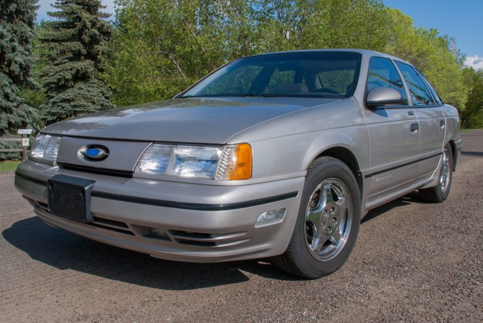 No Reserve: 1989 Ford Taurus SHO