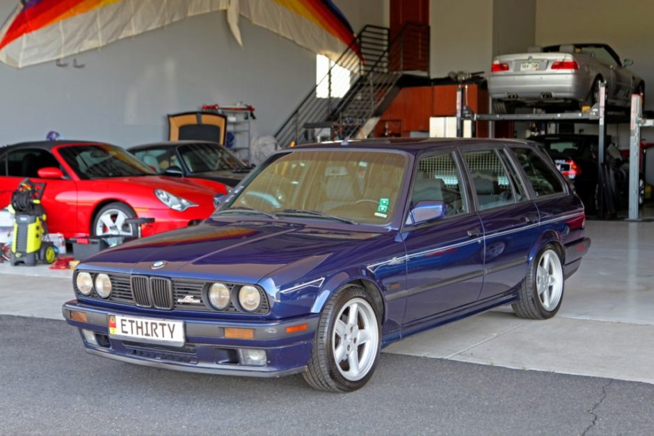 M20-Swapped 1990 BMW 318i Touring 5-Speed