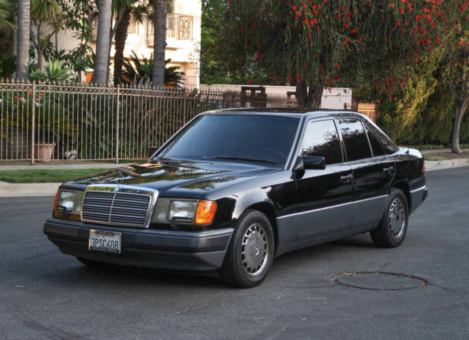 No Reserve: 1993 Mercedes-Benz 300E