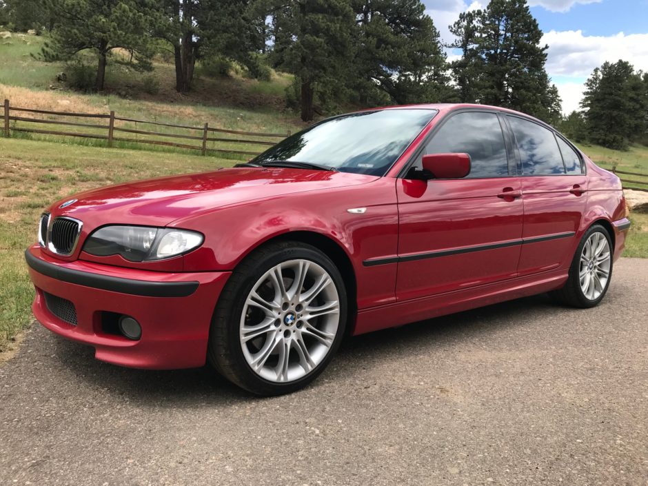 No Reserve: 2003 BMW 330i ZHP 6-Speed