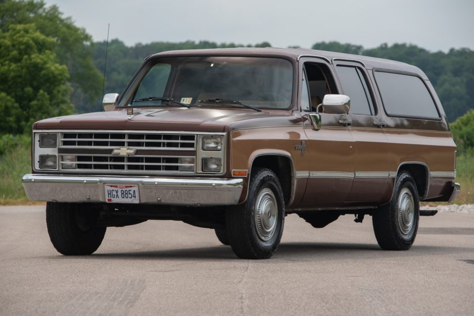 No Reserve: 1988 Chevrolet Suburban