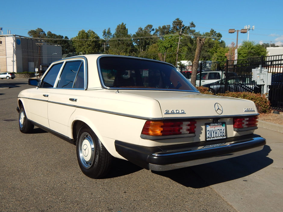 No Reserve: 1977 Mercedes-Benz 240D