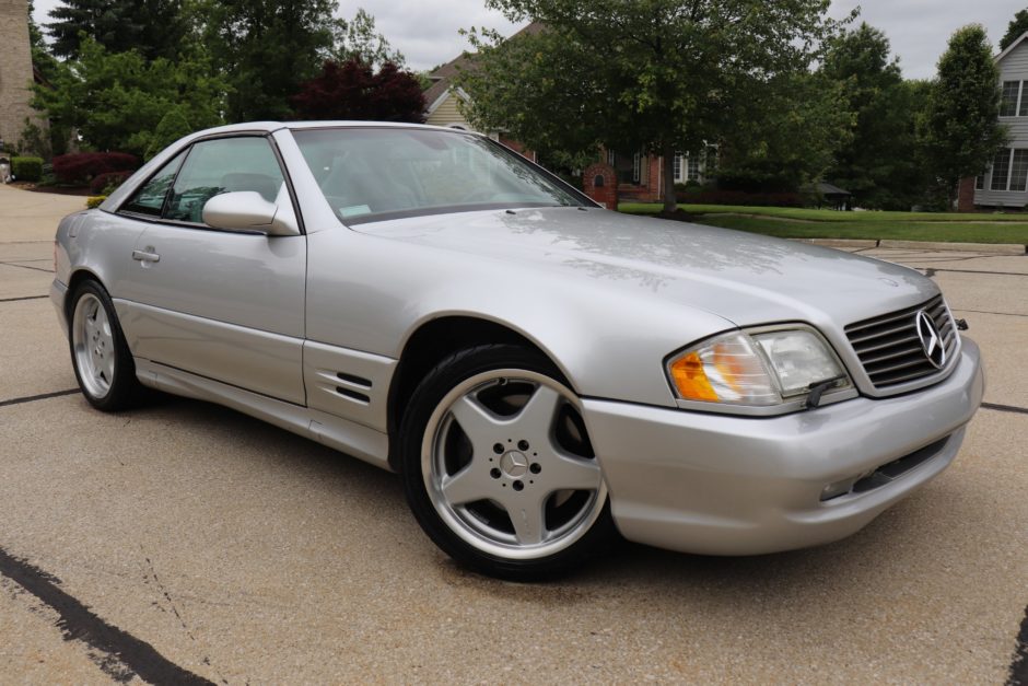 No Reserve: 41k-Mile 2001 Mercedes-Benz SL500