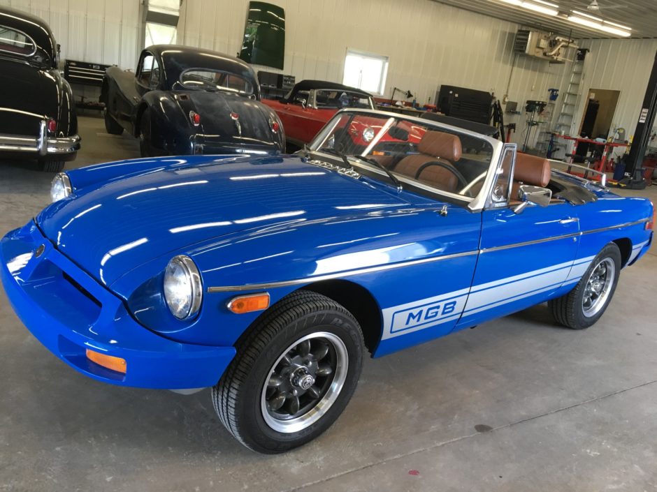 No Reserve: 1977 MG MGB