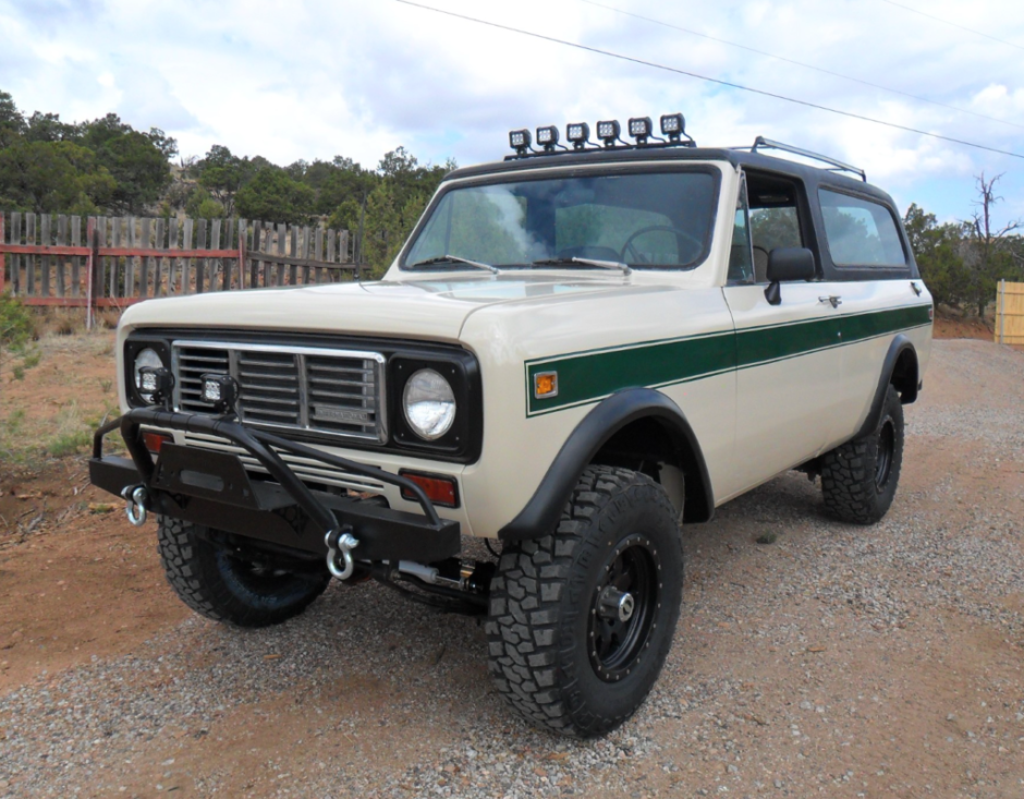 350-Powered 1976 International Harvester Scout II Traveler