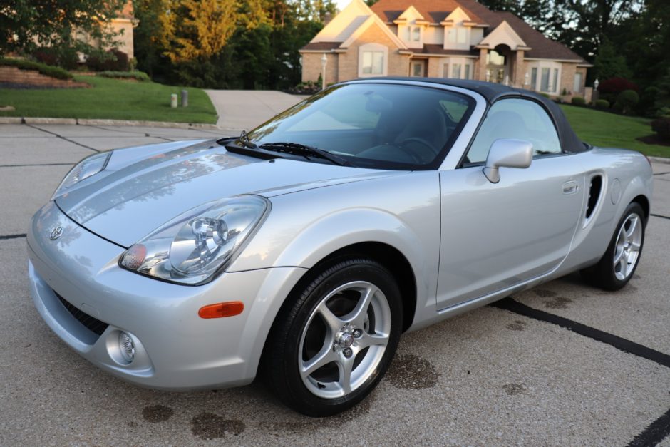 No Reserve: 31k-Mile 2005 Toyota MR2 Spyder