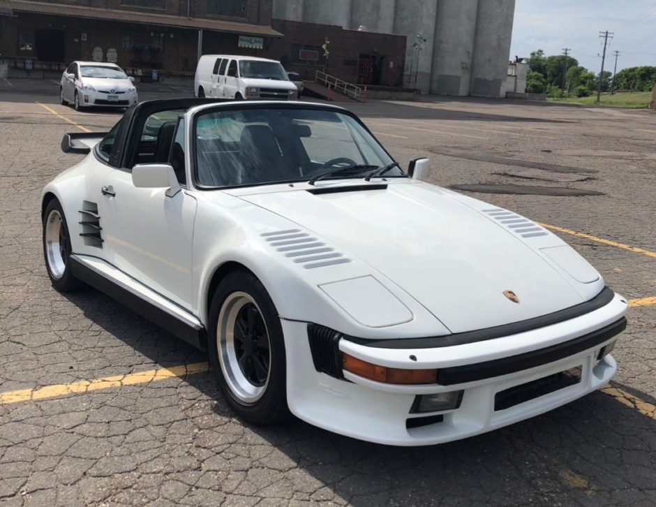 1986 Porsche 911 Carrera Targa