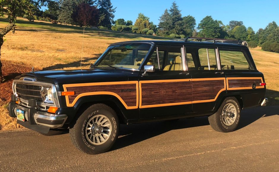 1990 Jeep Grand Wagoneer