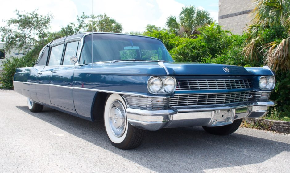 1965 Cadillac Fleetwood Series 75 Limousine