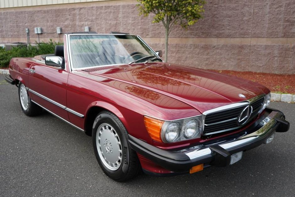 15k-Mile 1989 Mercedes-Benz 560SL