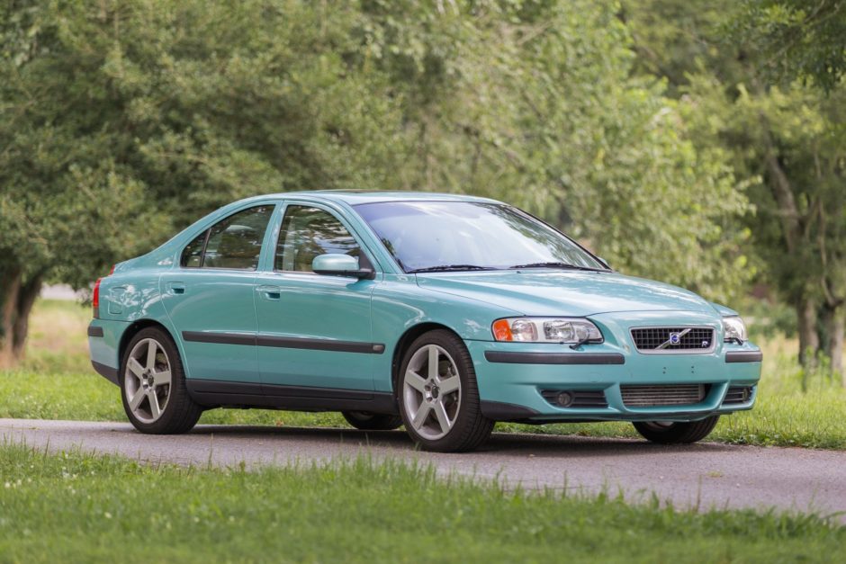 No Reserve: 2004 Volvo S60 R 6-Speed