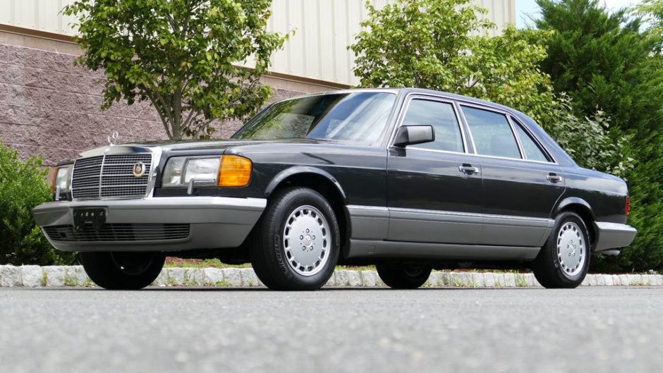 1986 Mercedes-Benz 560SEL