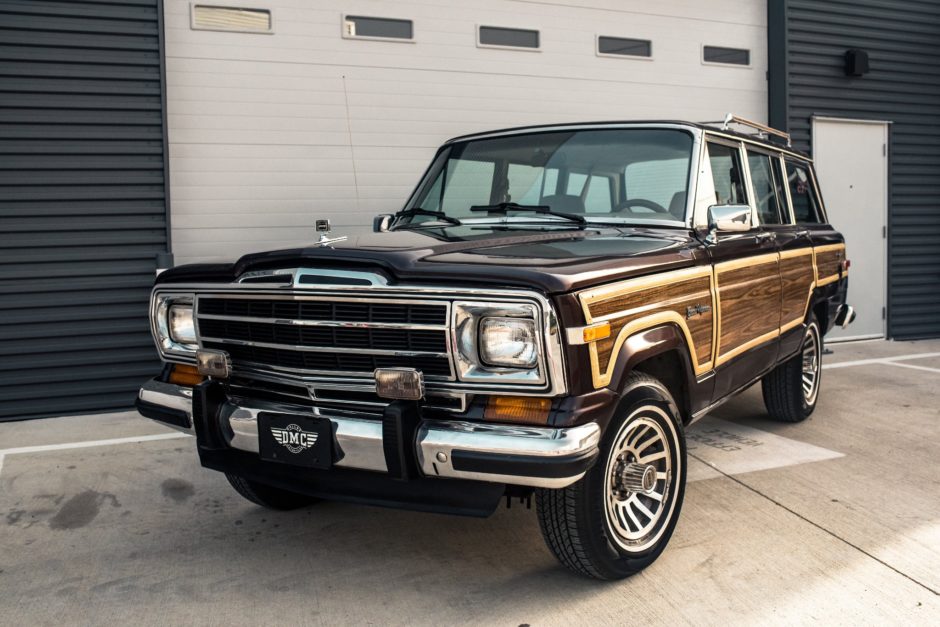 1989 Jeep Grand Wagoneer