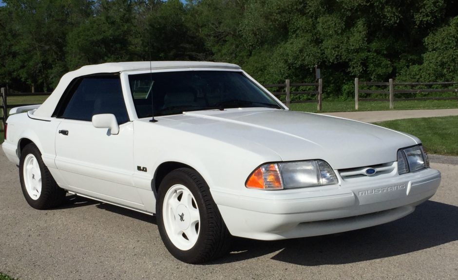 1993 Ford Mustang LX 5.0 Convertible 5-Speed