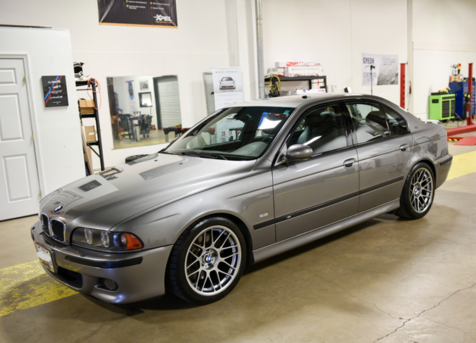 2003 BMW M5