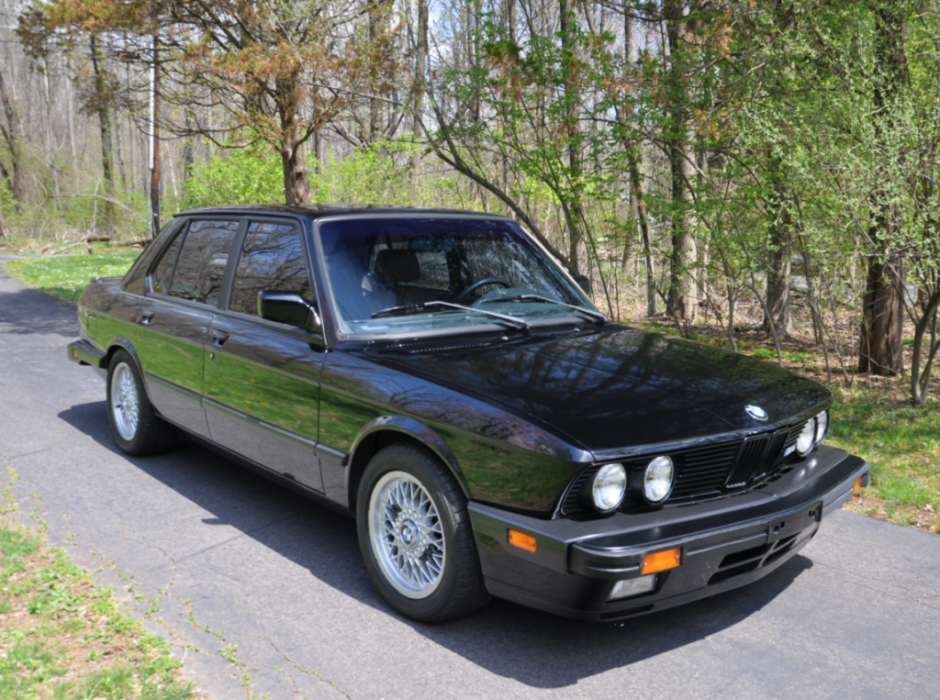 1988 BMW M5