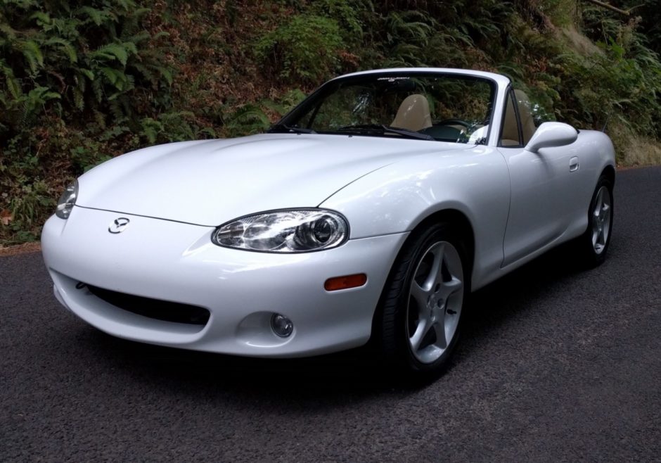 No Reserve: 2002 Mazda MX-5 Miata 6-Speed
