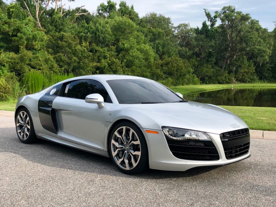 2011 Audi R8 V10 6-Speed