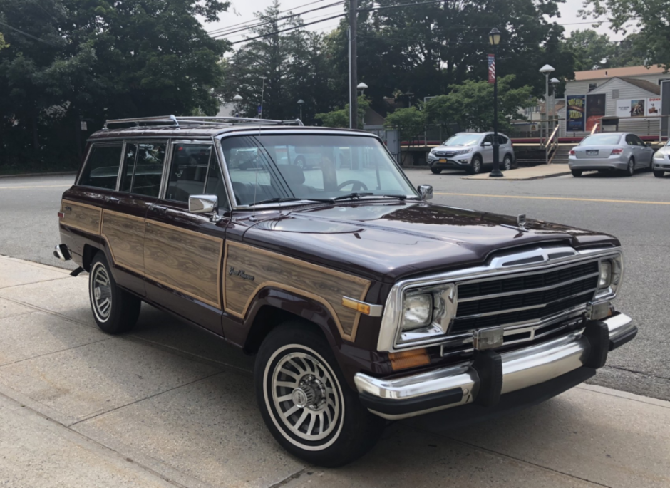 1989 Jeep Grand Wagoneer