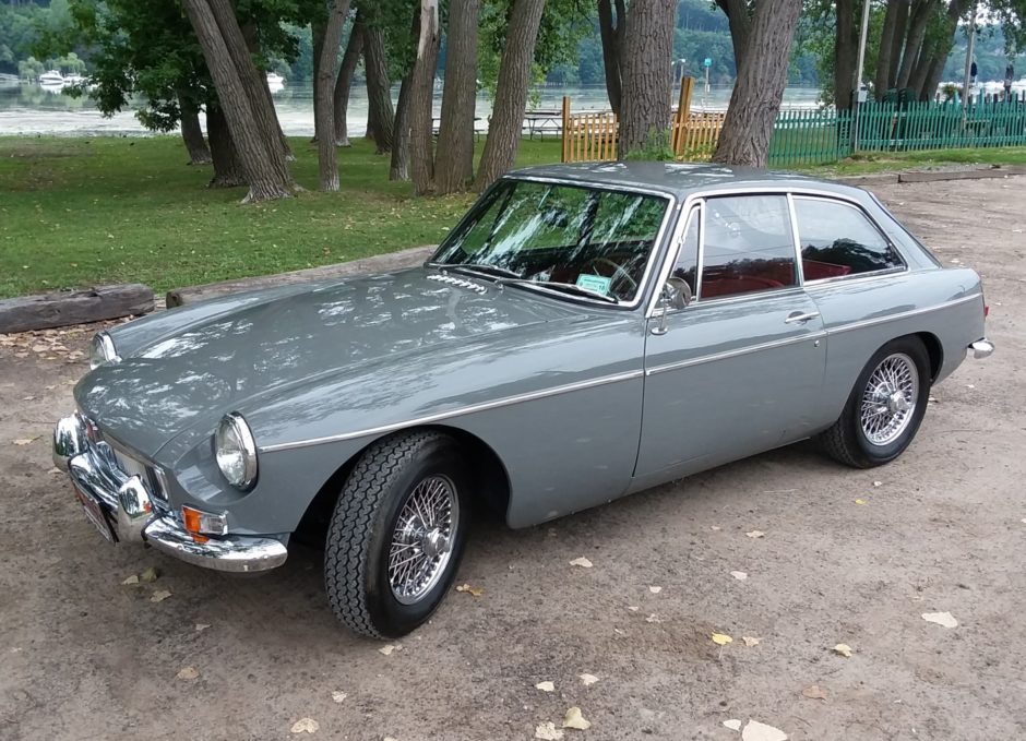 1967 MG MGB GT