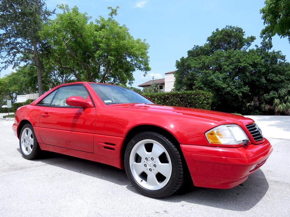 1,500-Mile 2000 Mercedes-Benz SL500