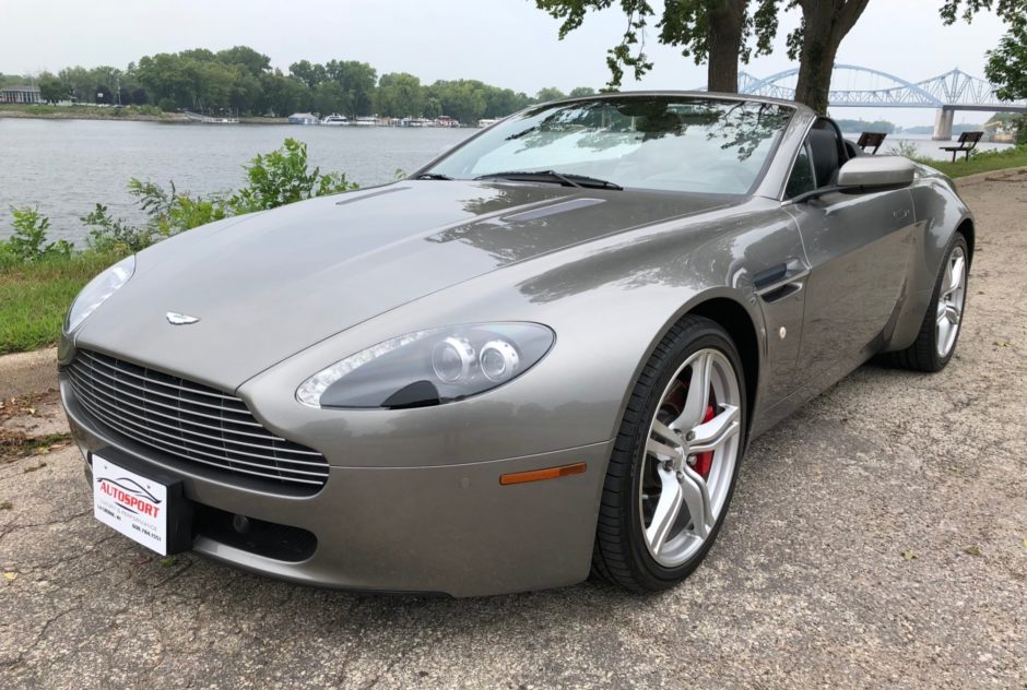 8k-Mile 2009 Aston Martin V8 Vantage Roadster