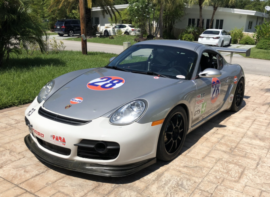 2006 Porsche Cayman S 6-Speed Race Car