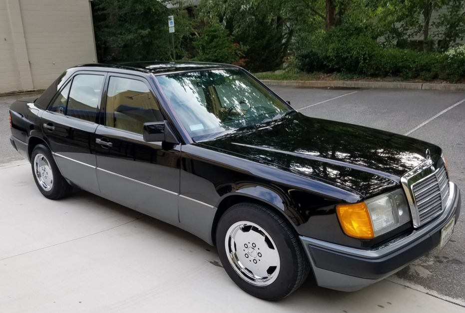 No Reserve: 1991 Mercedes-Benz 300E