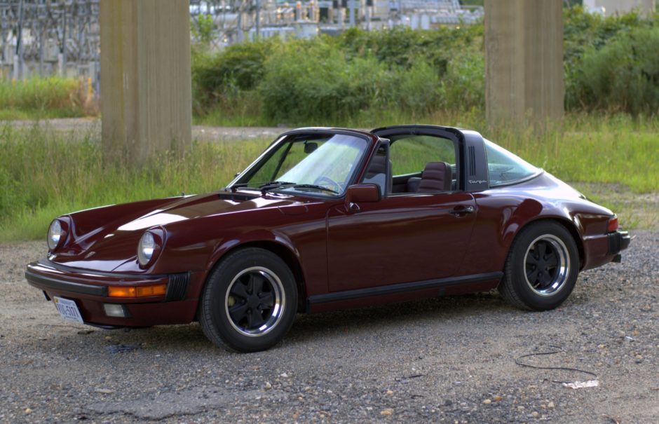 1984 Porsche 911 Carrera Targa