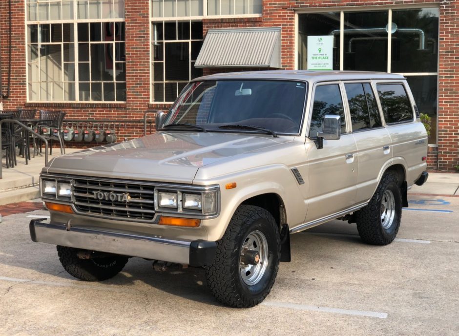 No Reserve: 1989 Toyota Land Cruiser FJ62