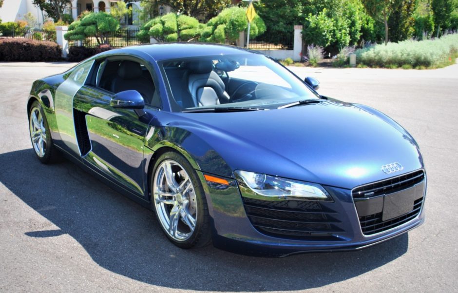 22k-Mile 2009 Audi R8 V8 6-Speed