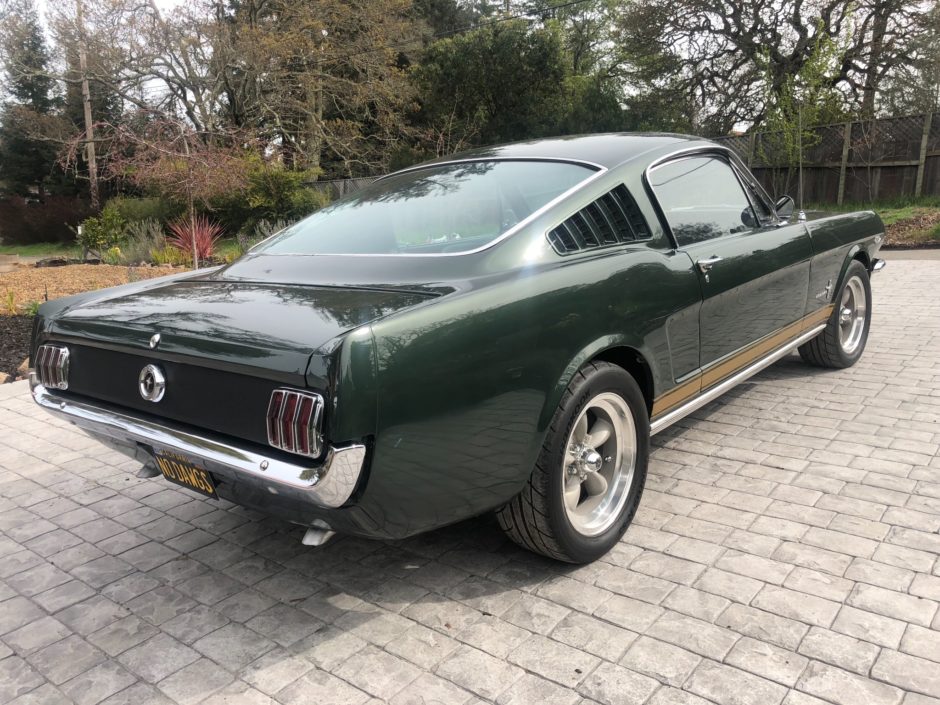 1965 Ford Mustang Fastback 302ci 4-Speed