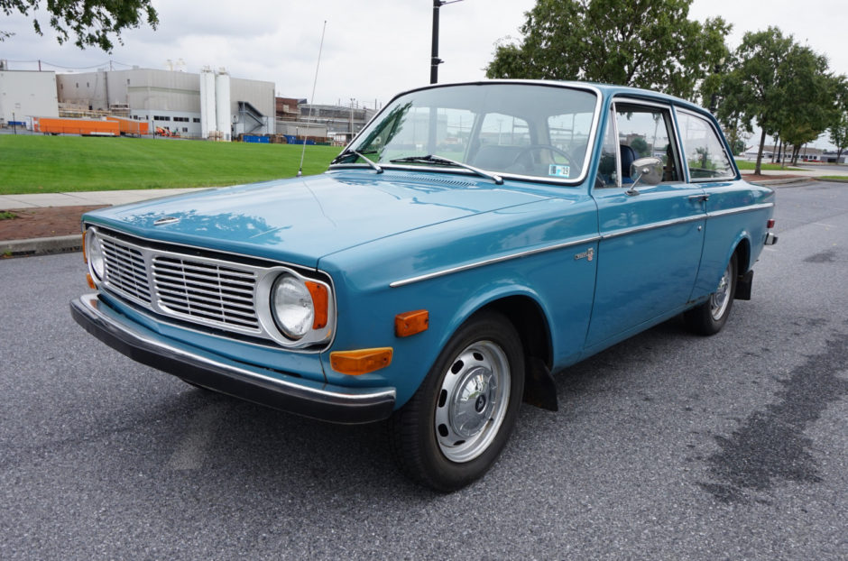 No Reserve: 1969 Volvo 142