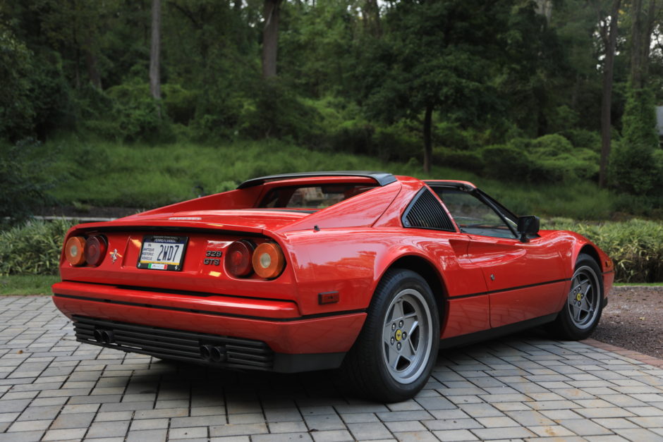 1987 Ferrari 328 GTS