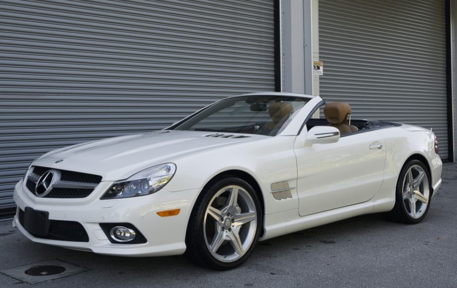 No Reserve: 20K-Mile 2011 Mercedes-Benz SL550