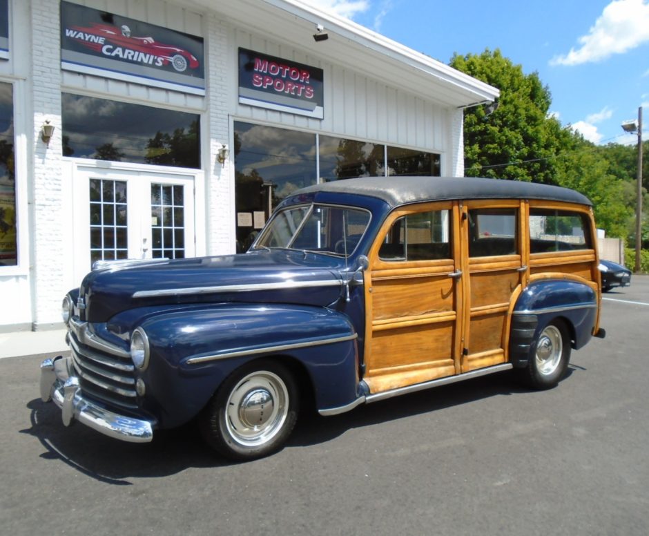 1947 Ford Super Deluxe Woodie Wagon