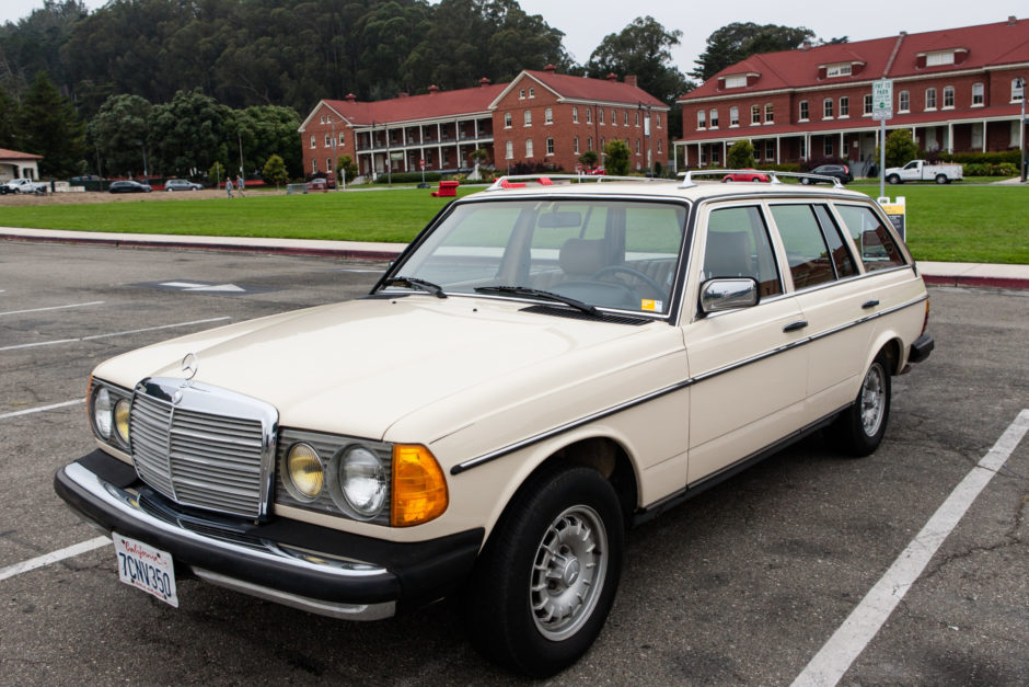 1983 Mercedes-Benz 300TD Turbodiesel