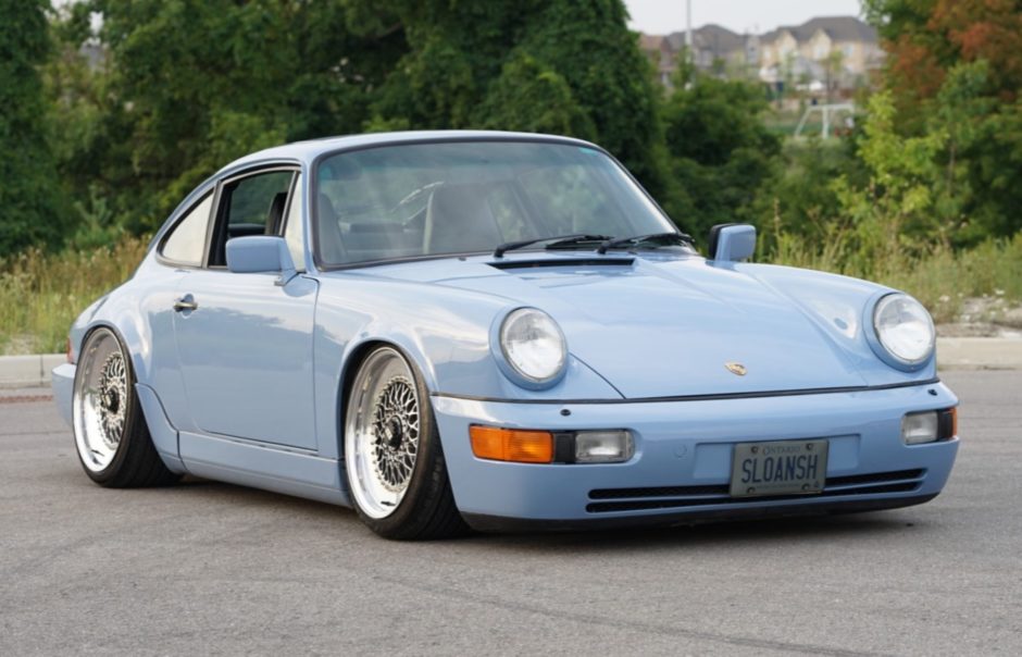 1990 Porsche 911 Carrera 4 Coupe