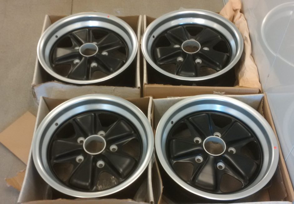 No Reserve: 1983 Porsche 911 15×7″ NOS Fuchs Wheels