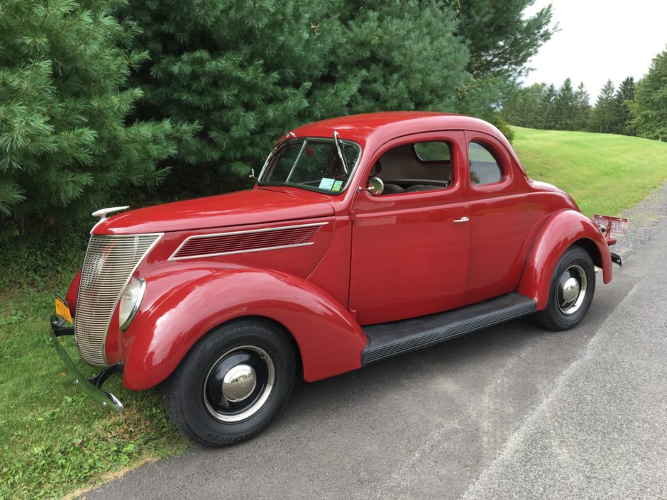 1937 Ford Coupe