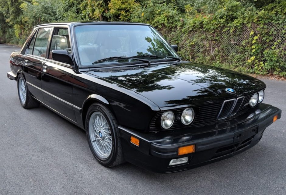 1988 BMW M5