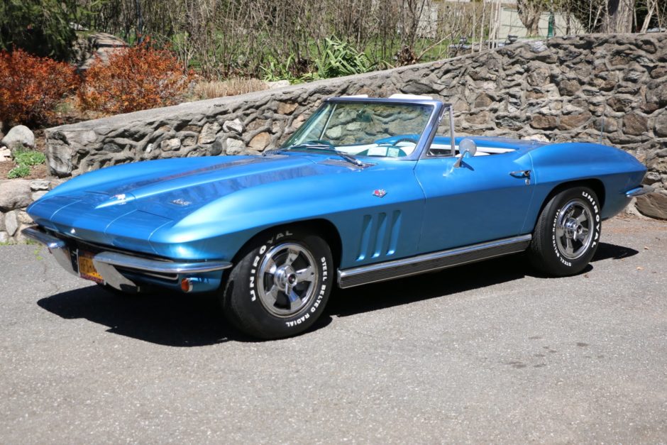1966 Chevrolet Corvette 327/350 Convertible 4-Speed