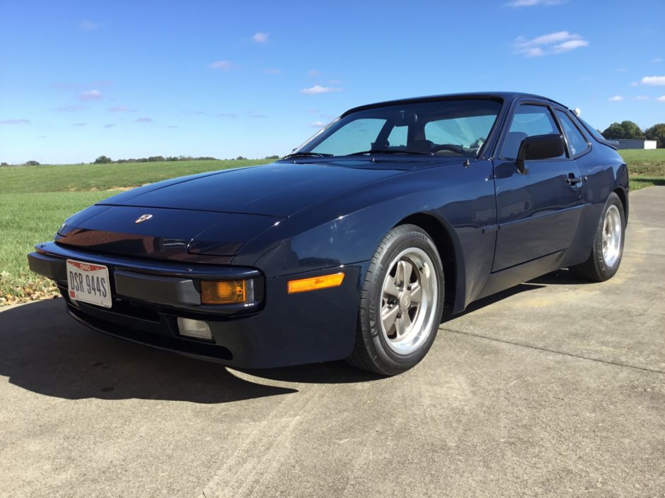 1984 Porsche 944