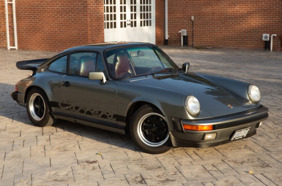 1987 Porsche 911 Carrera Coupe