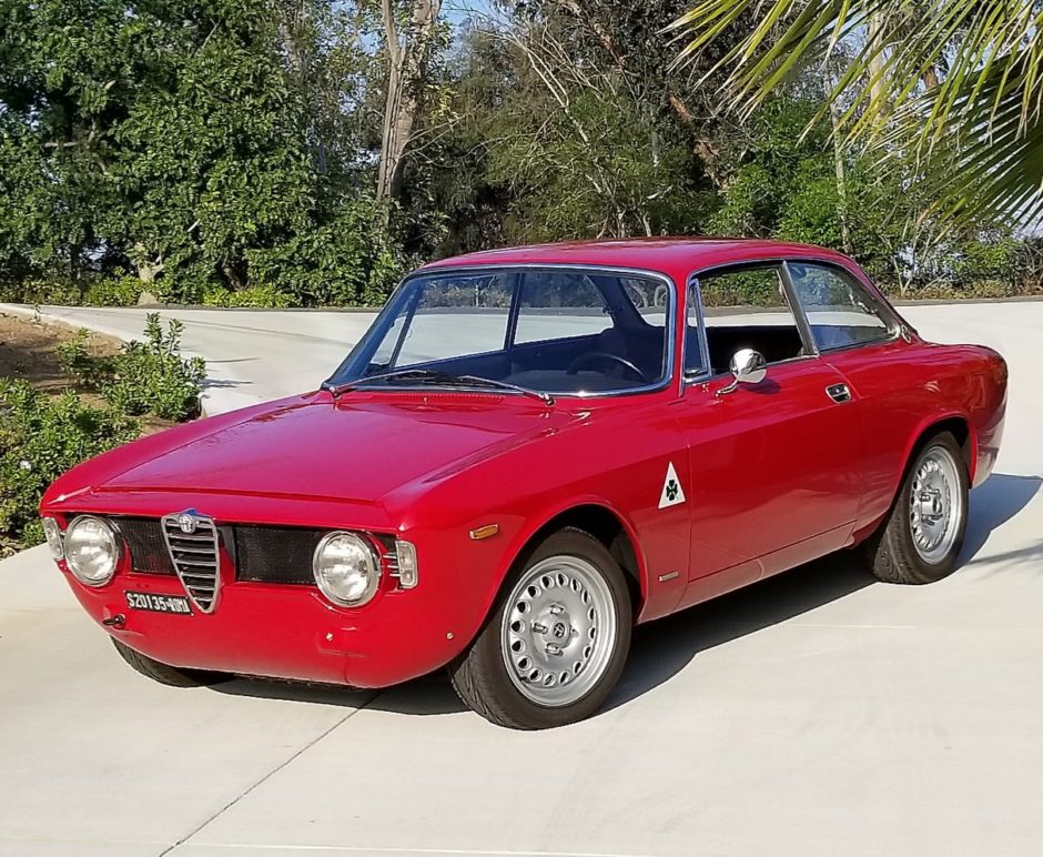 1967 Alfa Romeo Giulia Sprint GT Veloce