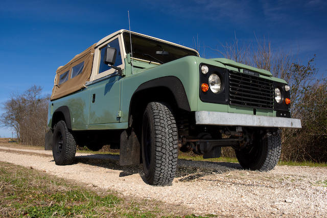 1984 Land Rover Defender 110 Pickup