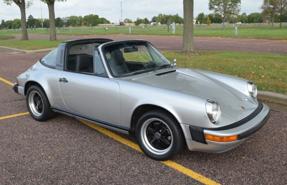 1975 Porsche 911S Targa